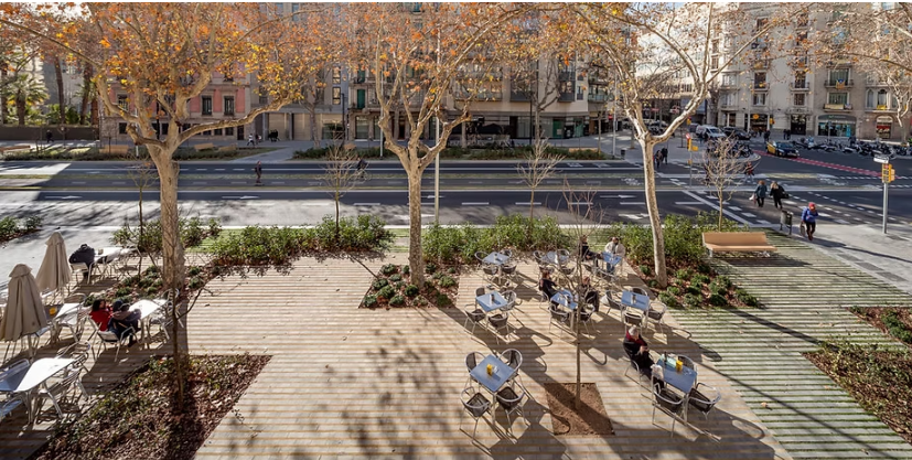 INTERVENCION EN EL PAISAJE: PASEO DE ST JOAN | BARCELONA